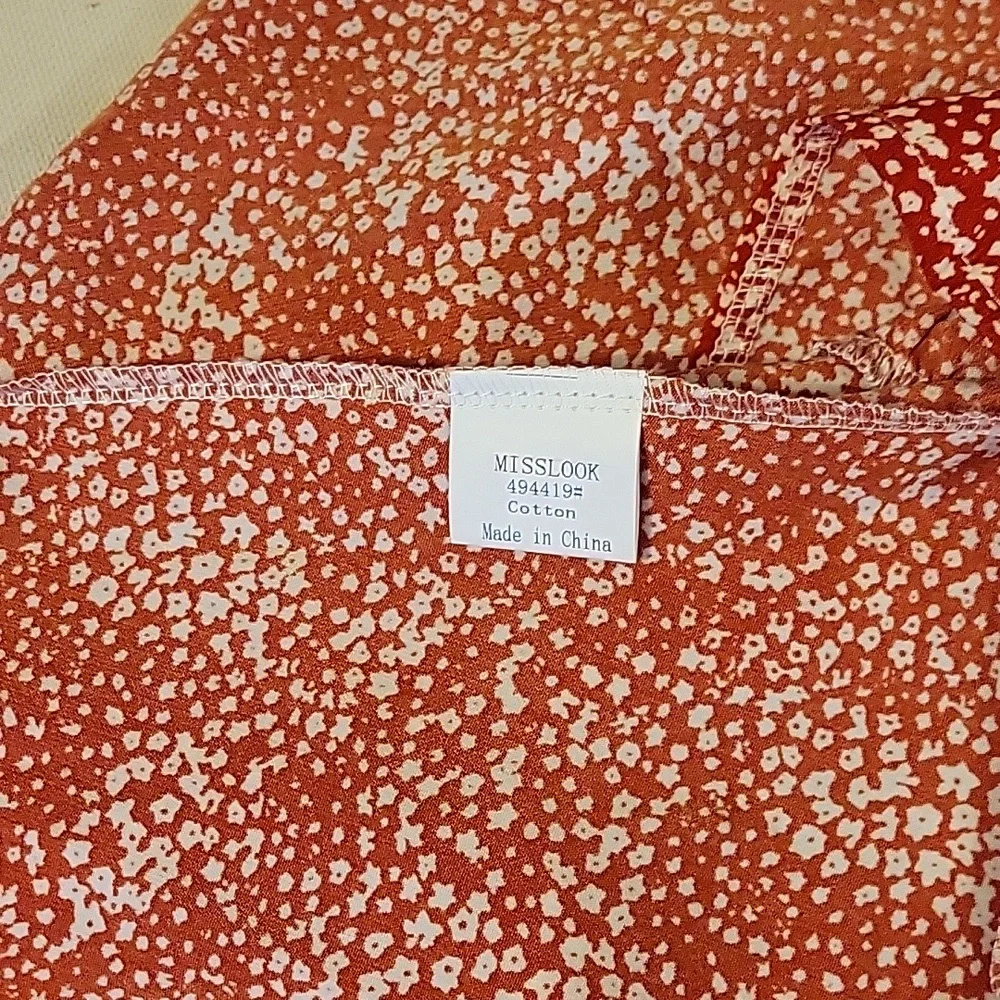 Red and white ditsy print dress - Picture 5 of 6